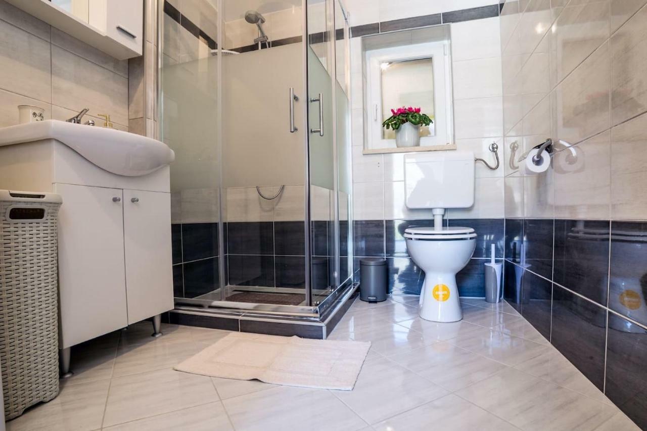 Apartment Podini Brsec Ngoại thất bức ảnh